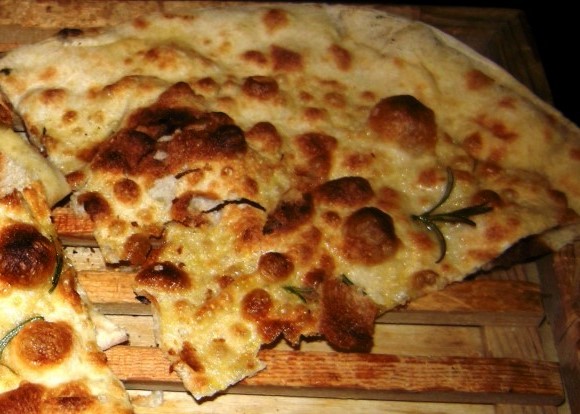 spianata-pizza rosmarino