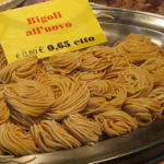 bigoli spaghetti sardelle (2)