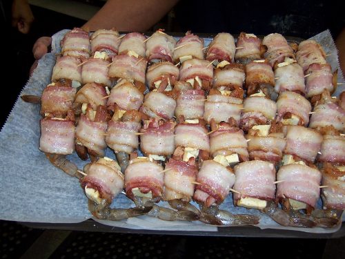 Involtini di gamberoni e lardo di Colonnata con mozzarella Bacon-wrapped_shrimp