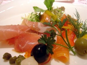 prosciutto 2 Salade_de_jambon_cru_et_saumon_fume