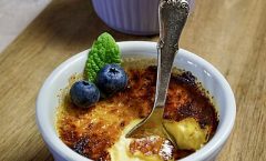 Creme_brulee_(KETO,_LCHF,_Low_Carb,_Gluten_free,_FIT)_-_52773997462